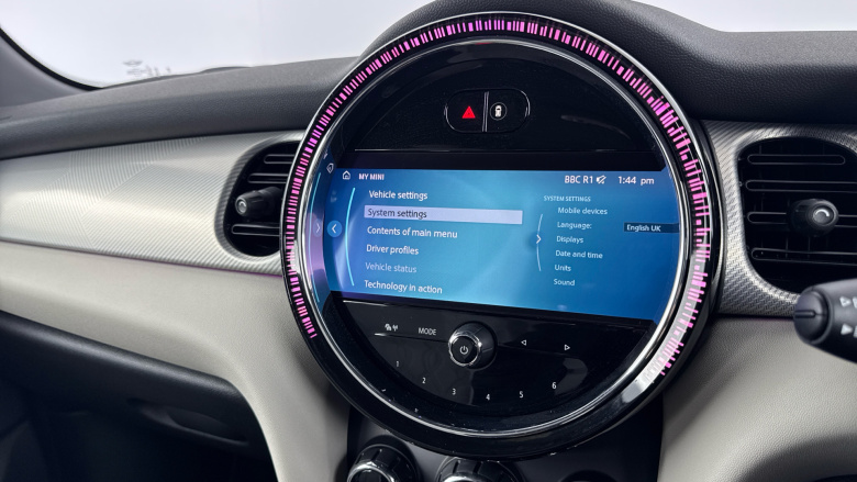 MINI Hatchback 1.5 Cooper Exclusive 5dr Auto Petrol Hatchback